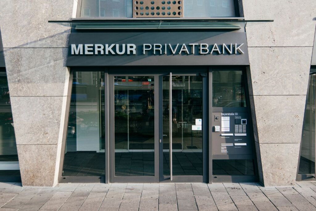 Merkur Privatbank