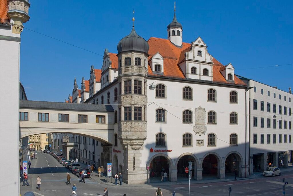Stadtsparkasse München, Foto: Diego Delso